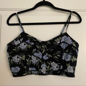 American Eagle Floral Cropped Cami | size medium | adjustable straps